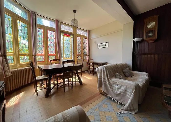 Holiday home Maison Familiale De A *