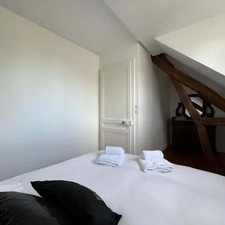 Maison Familiale De A Étretat