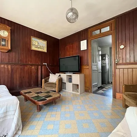 Maison Familiale De A Étretat