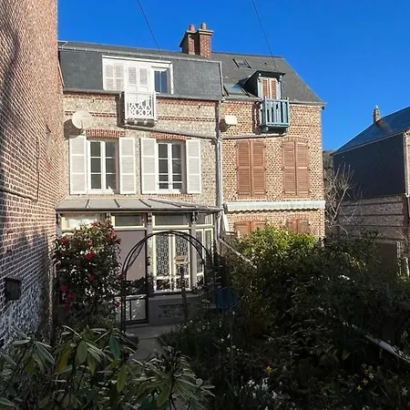 Maison Familiale De A Prázdninový dům Étretat